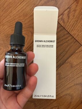 GROWN ALCHEMIST INSTANT SMOOTHING SERUM 25ml